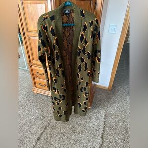 G by Giuliana Leopard Print Long Cardigan Duster - EUC - size Small